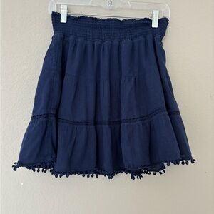 Old navy skirt. Size: small